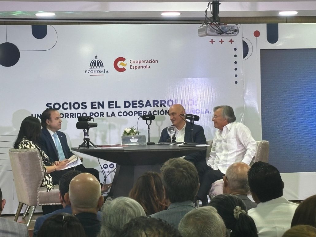 Ministerio de Economía y AECID resaltan 87 proyectos en ejecución de la Cooperación Española en RD
