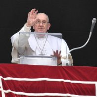 El papa pide "el apoyo renovado de la comunidad internacional" para lograr la paz en Haití