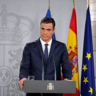 Gobierno español acusa de “persecución” al juez que envió a juicio esposa de Pedro Sánchez