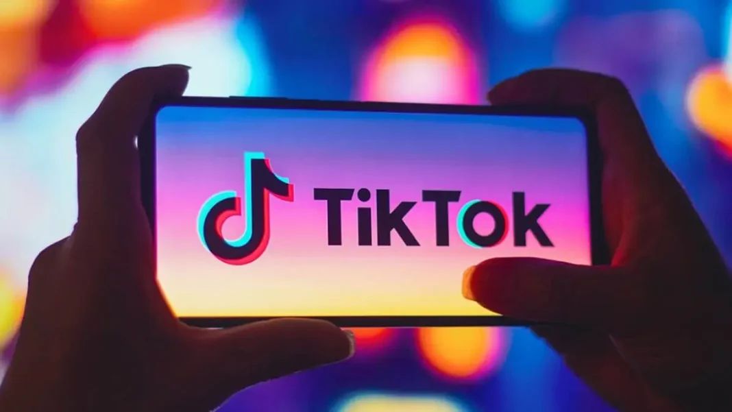 Cámara Baja de EE.UU. aprueba una medida que fuerza a la venta de TikTok