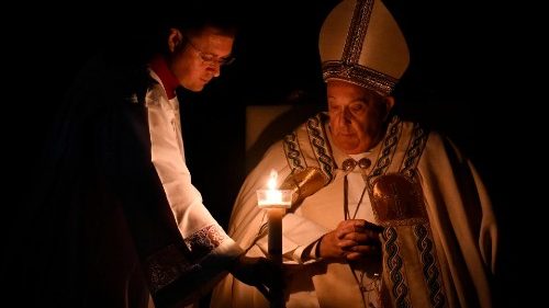 Francisco revela que ha cambiado el funeral de los papas
