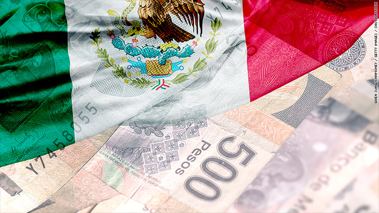 Empresarios de México proponen una reforma fiscal que suba la recaudación a 21.7 % del PIB
