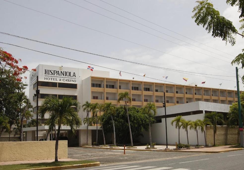 Dueños de hotel La Hispaniola denuncian pretensiones de terceros de estafar al Estado por US$60 millones