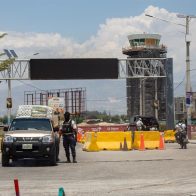 Se reanudan los vuelos comerciales en el aeropuerto de Puerto Príncipe - Noticias de hoy en República Dominicana | De Último Minuto