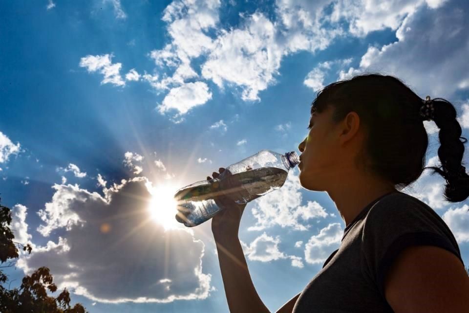 Tiempo atmosférico seco y estable por la incidencia de un sistema anticiclónico