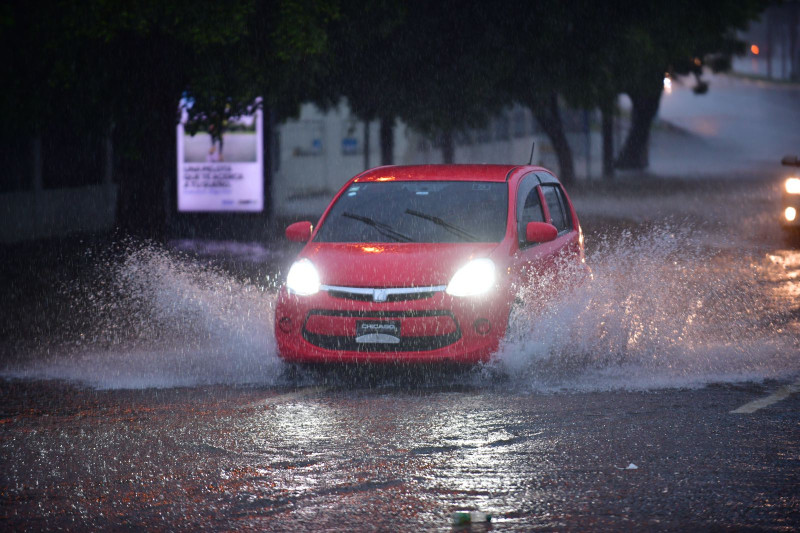 COE coloca en alerta 27 provincias por efectos de vaguada