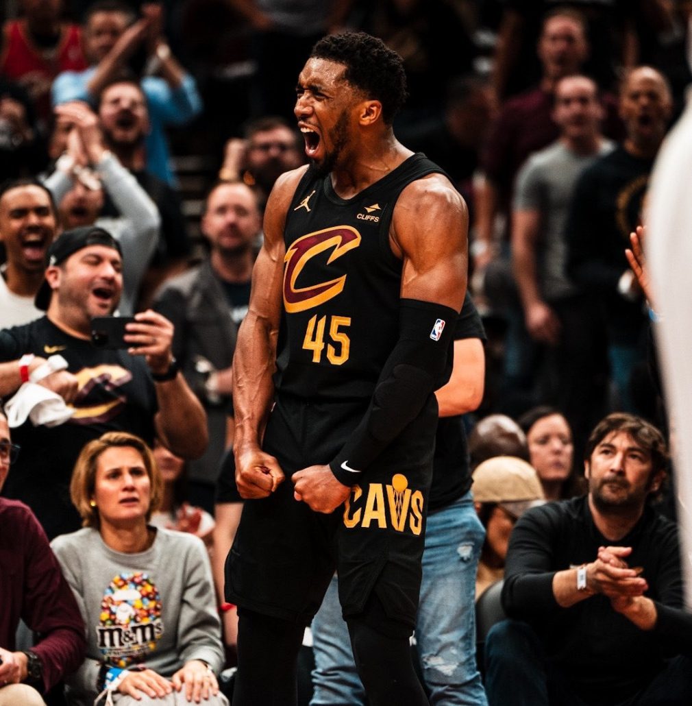 Mitchell resucita a unos Cavaliers que eliminan a los Magic en siete partidos (106-94)