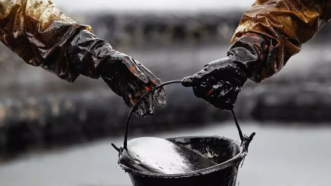 El petróleo de Texas abre con descenso del 0.66%, hasta US$77.96 el barril