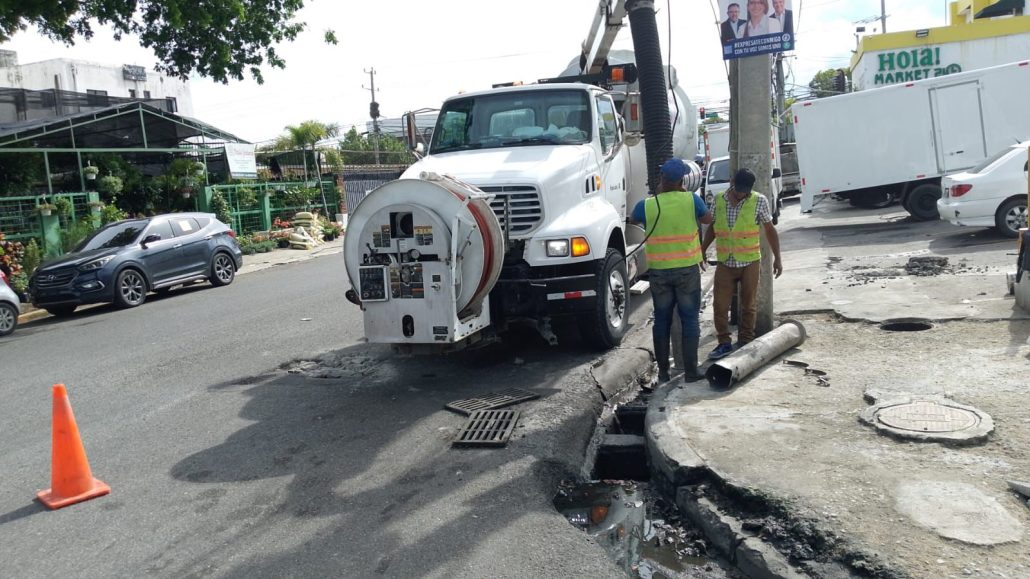 Alcaldía del Distrito Nacional intensifica labores por lluvias