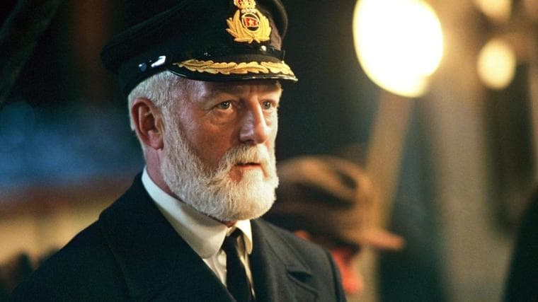 Fallece Bernard Hill, actor de 'Titanic'