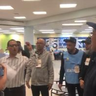 ¡Pleito! Altercado en recinto electoral de Manhattan - Noticias de hoy en República Dominicana | De Último Minuto