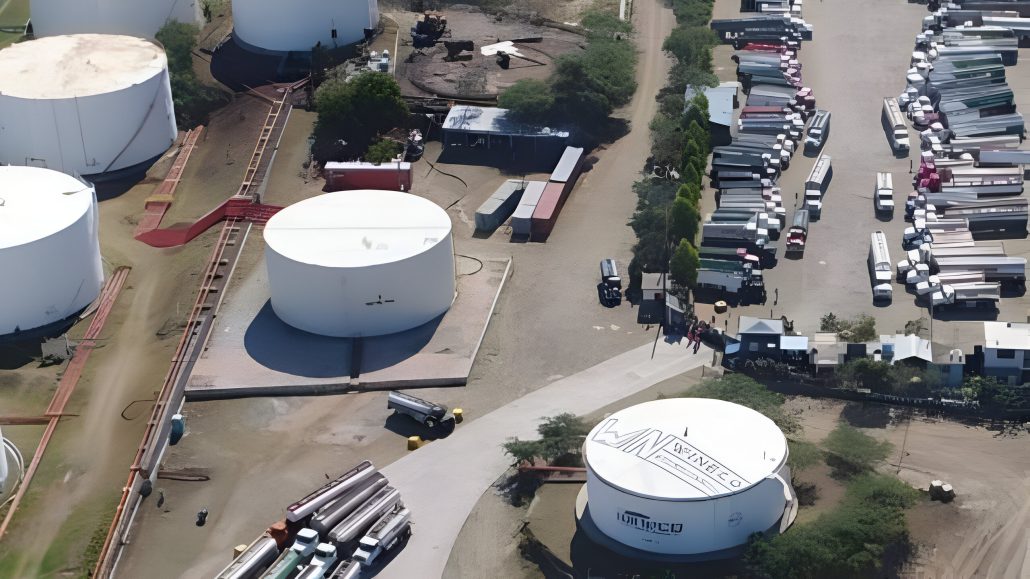 Autoridades haitianas retoman el control de la principal terminal petrolera