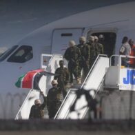 Un contingente de 400 policías de Kenia llega a Haití para intentar frenar la violencia