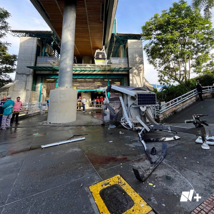 Un muerto y 20 heridos tras caída de una cabina del sistema de teleféricos en Medellín