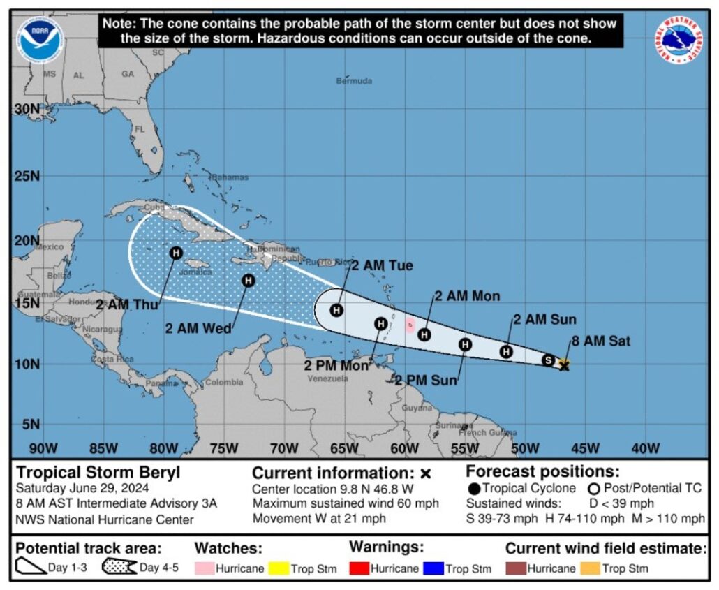 Tormenta tropical Beryl se fortalece; podría convertirse en huracán en los próximos días