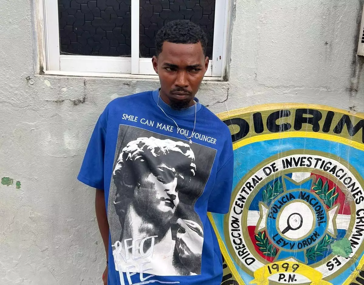 Agentes del DICRIM capturan presunto delincuente en Monte Plata - Noticias de hoy en República Dominicana | De Último Minuto