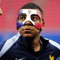 EUROCOPA | Países Bajos – Francia: toda la atención en Mbappé y su máscara - Noticias de hoy en República Dominicana | De Último Minuto