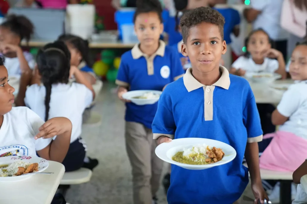 INABIE entregó más de 908 millones de raciones alimenticias en el año escolar 2023-2024