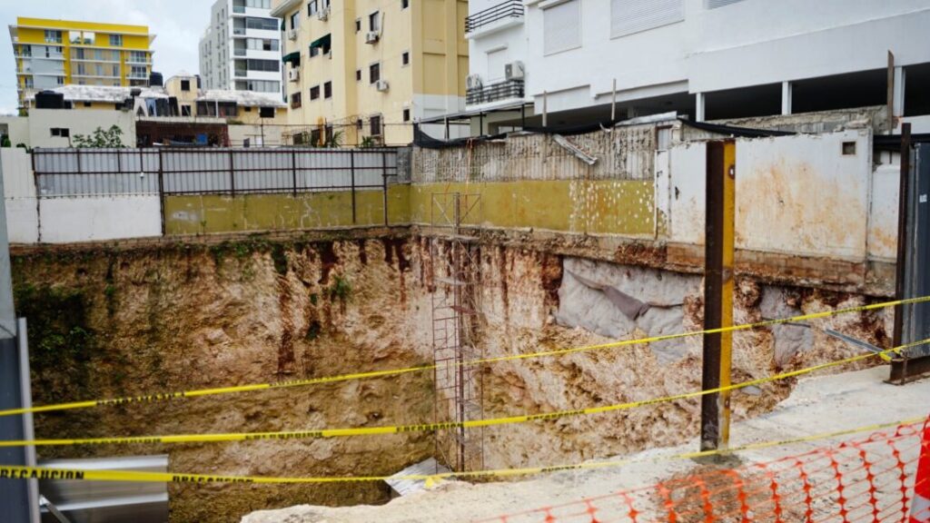 Mayoría de constructoras violan ley al no usar muros de contención en obras con fosas profundas | 4 | Mayoría de constructoras violan ley al no usar muros de contención en obras con fosas profundas - Noticias de hoy en República Dominicana | De Último Minuto