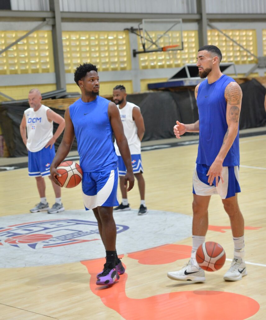 Selección nacional de basket llega a Grecia en la búsqueda de un boleto a los Olímpicos