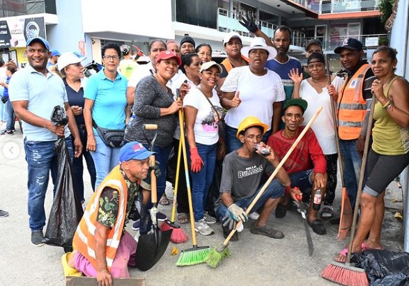 Inician operativo de Limpieza y Fumigación en Santo Domingo Oeste