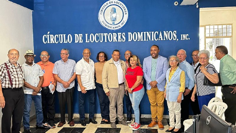 El Círculo de Locutores Dominicanos realiza conferencia para elevar los símbolos patrios