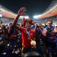 Jugadores de la Selección Española de Fútbol celebran su triunfo en la Eurocopa al ritmo de "Hay Lupita" - Noticias de hoy en República Dominicana | De Último Minuto