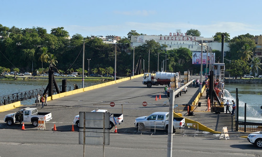 Obras Públicas cerrará Puente Flotante este domingo por una hora