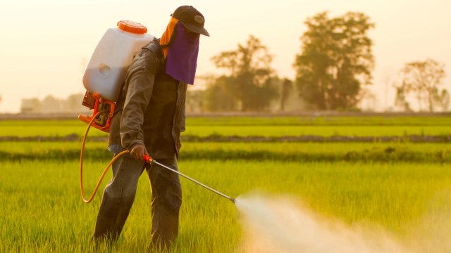 EE.UU. suspende el uso de un pesticida por peligros contra la salud