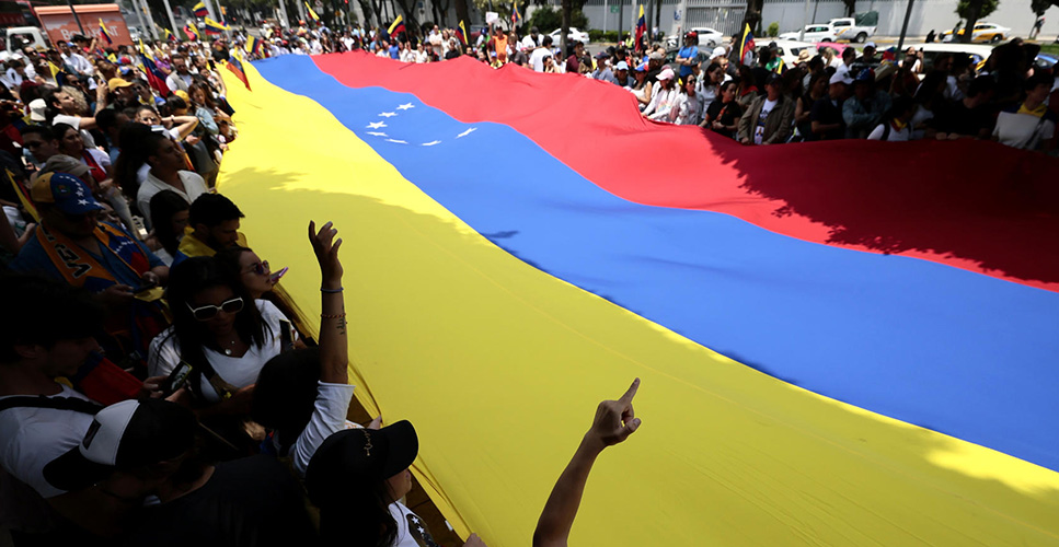 Cientos de venezolanos en México protestan contra el 