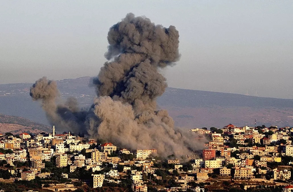 Hizbulá lanza 8 ataques contra Israel en jornada que deja un menor muerto en el sur de Líbano