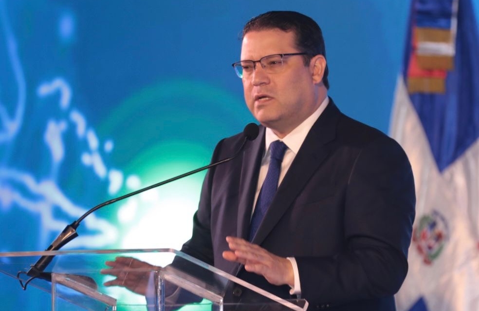 El director general de Aduanas, Eduardo Sanz Lovatón, afirmó que la institución que dirige aumentó su participación en la economía dominicana,