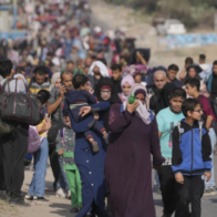 Continuo desplazamiento dificulta que gazatíes tengan la ayuda que necesitan, según la ONU