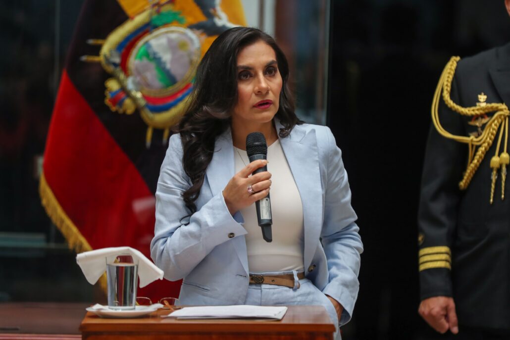 Vicepresidenta de Ecuador acusa a Noboa de violencia política y dice temer por su vidapolitica