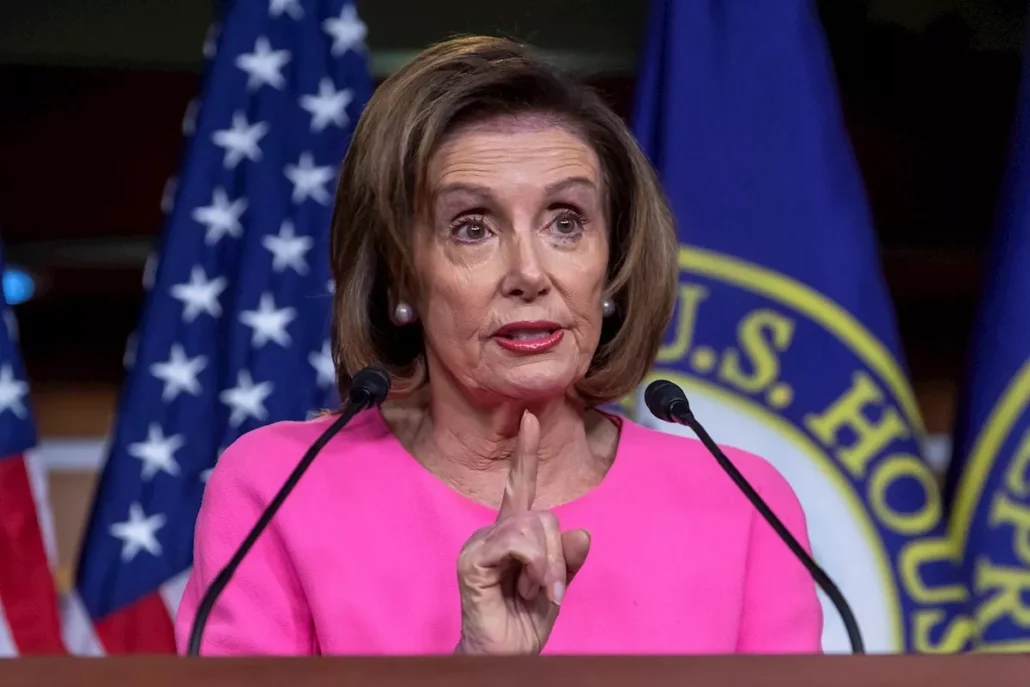 Pelosi niega haber liderado complot para tumbar reelección a Biden: 