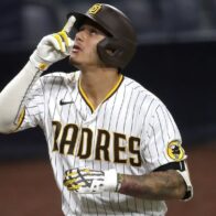 El dominicano Manny Machado vuelve a ser el "padre" en el éxito de San Diego