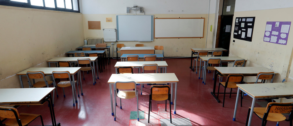 Docentes de Italia piden retrasar un mes el inicio del curso escolar debido al calor