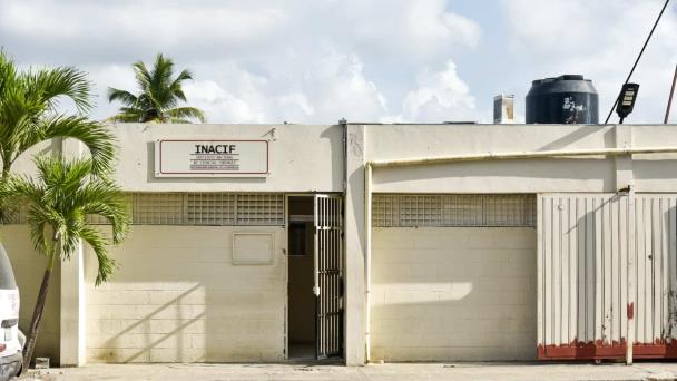 ¡Del Inacif pa’l cementerio!, mujer e hija fallecidas no fueron veladas por familiares