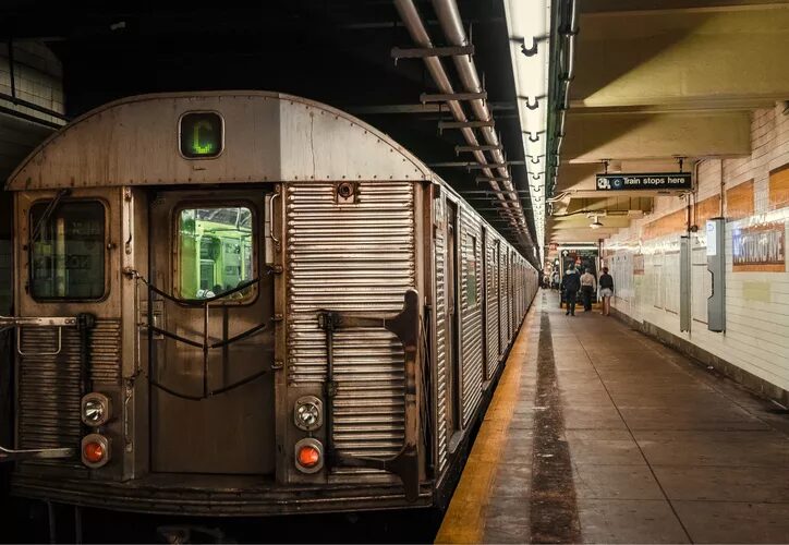 Tiroteo en metro de Chicago; reportan cuatro personas fallecidas