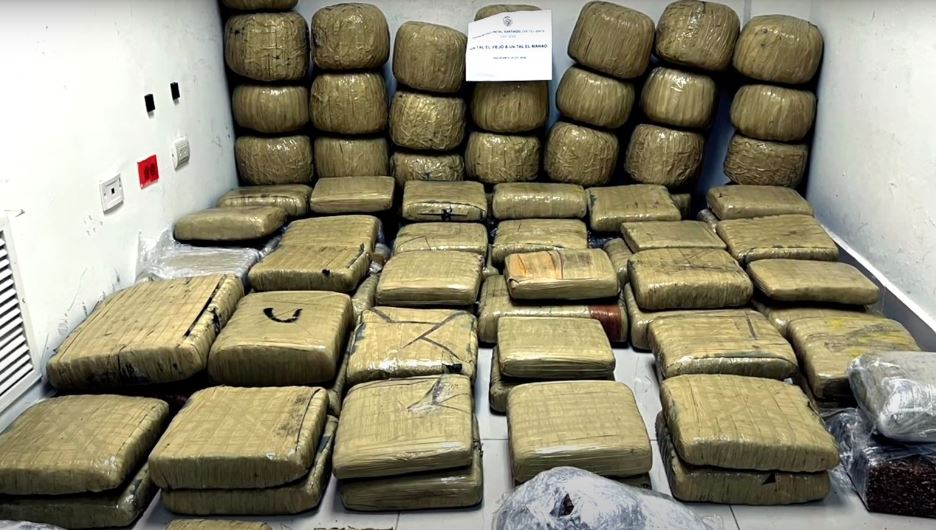 Arrestan hombre vinculado al decomiso de 573 libras de marihuana en Santiago