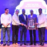 Fernando Teruel recibe reconocimiento de Abadina - Noticias de hoy en República Dominicana | De Último Minuto