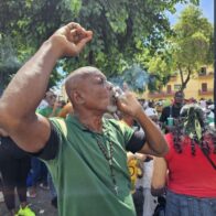 A ritmo de música, alcohol, comida y tabaco celebran Día de San Miguel en SD