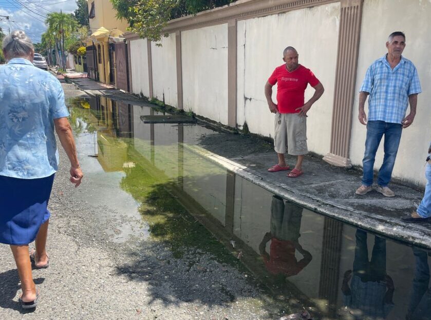 Sin autoridades ni dolientes se sienten los residentes de Lucerna SDE