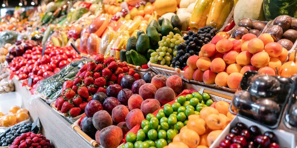 Los precios de los alimentos disminuyeron ligeramente en agosto