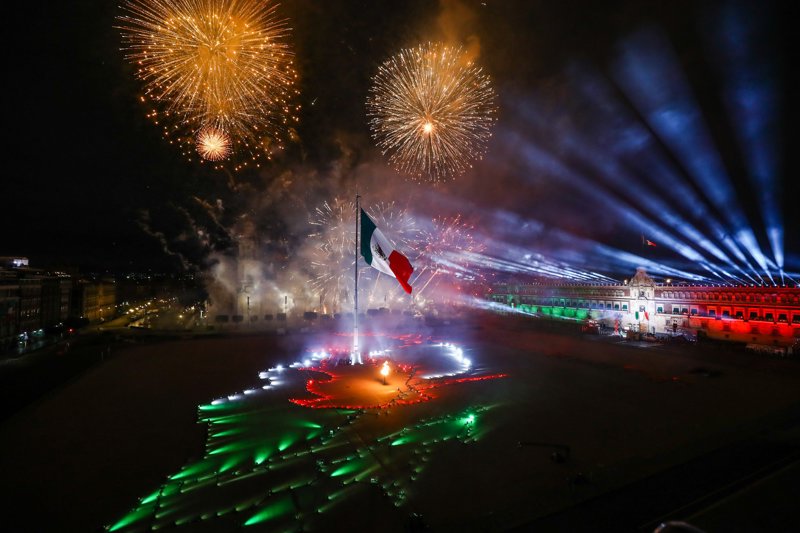 México celebra 214 años de independencia