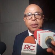 Pacheco dice que Maduro “es un payaso” y exhorta al presidente Abinader a no hacerle caso