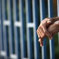 Condenan hombre a 20 años de prisión por cometer incesto contra hijastra de 15 años en Puerto Plata