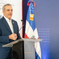 Gobierno anuncia plan de construcción y remozamiento de 49 espacios deportivos