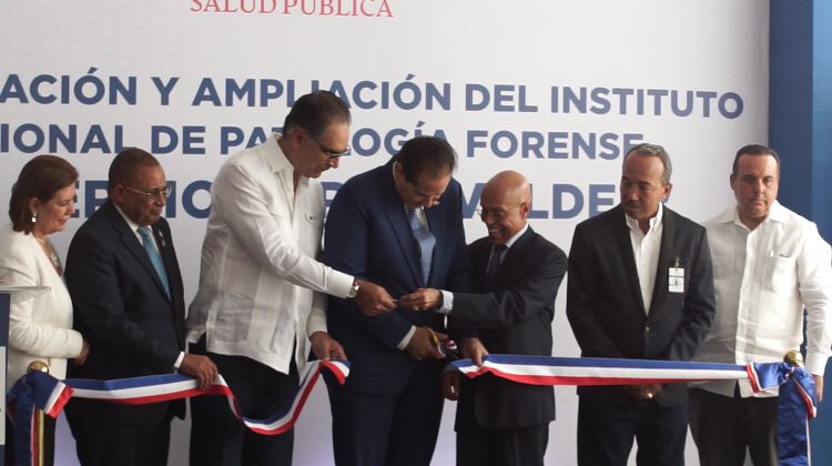 Entregan remodelación y ampliación del Instituto Nacional de Patología Forense