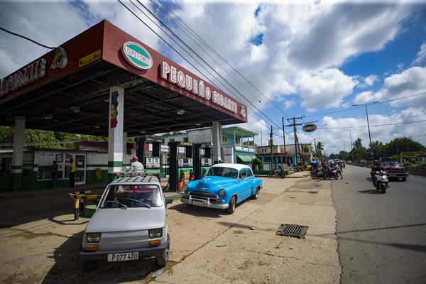 Cuba prevé apagones simultáneos en hasta el 35 % del país este lunes